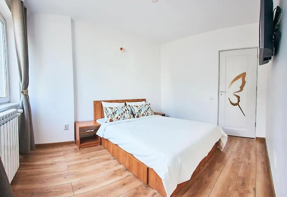 Old Town 2 Beds Panoramic Balcony Appartement Boekarest